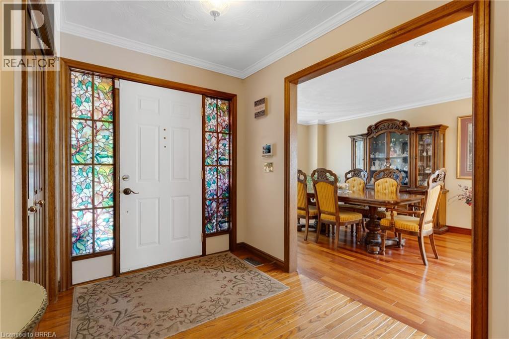 4-bedroom home for sale at 86 LYNDEN HILL Crescent, Brantford ON · photo 7 of 50