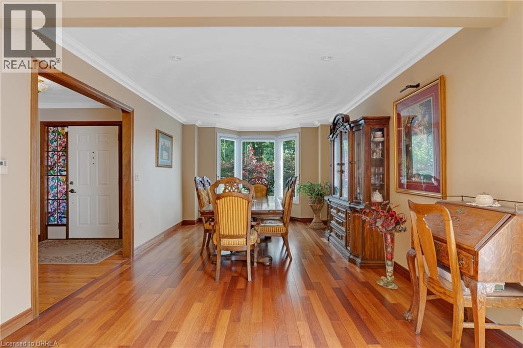 4-bedroom home for sale at 86 LYNDEN HILL Crescent, Brantford ON · photo 9 of 50