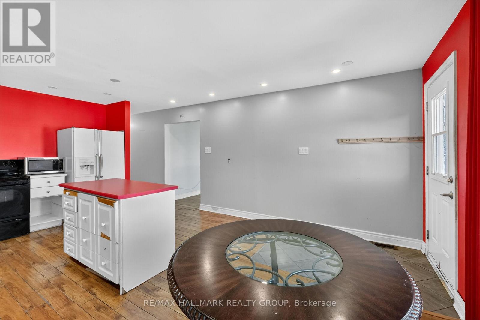 5 Bed, 3 Bath House for Sale in Ottawa – 1412 MAXIME STREET, Ottawa – MLS# X13421652 - Image 12