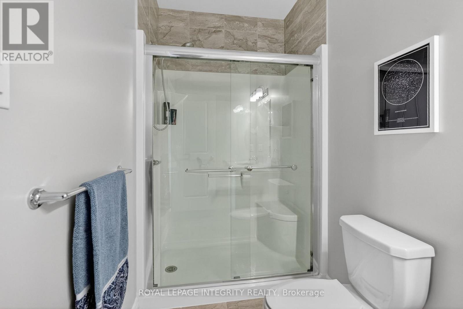 724 PARADE DRIVE - 27