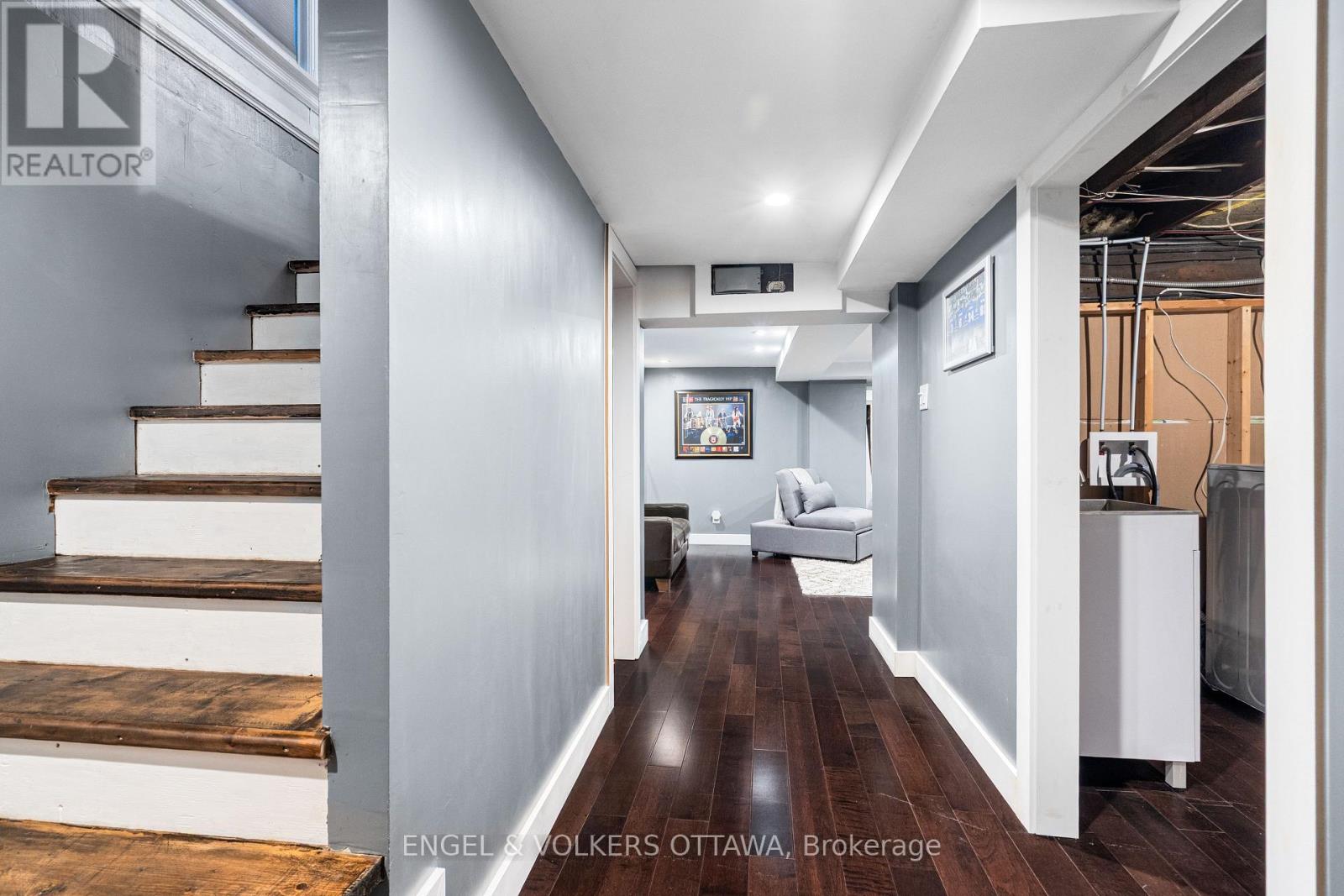 6 Bed, 3 Bath House for Sale in Ottawa – 553 GILMOUR STREET, Ottawa – MLS# X13421772 - Image 28