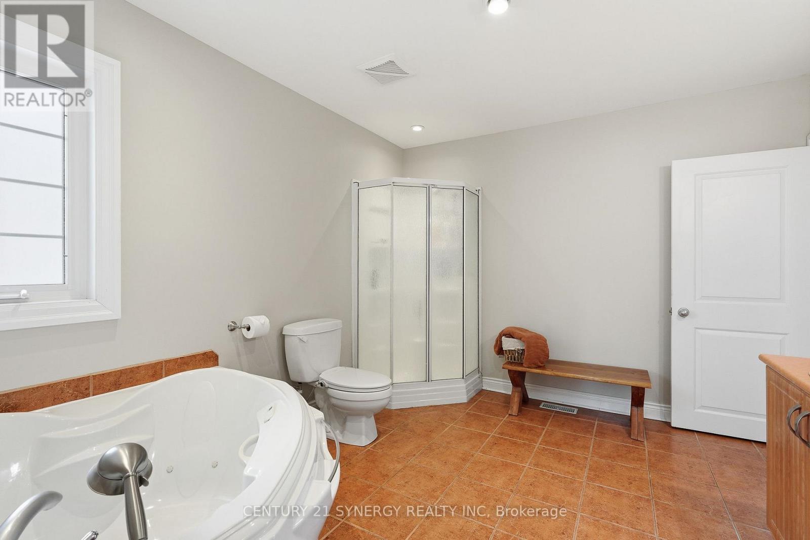 3 Bed, 2 Bath House for Sale in Ottawa – 1324 AVENUE O, Ottawa – MLS# X13421824 - Image 20