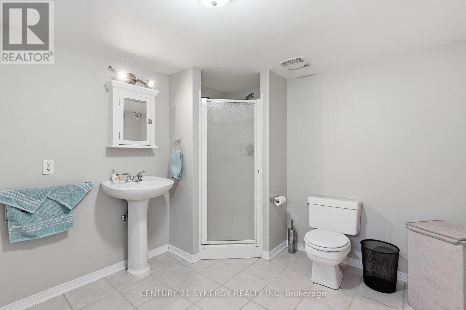 3 Bed, 2 Bath House for Sale in Ottawa – 1324 AVENUE O, Ottawa – MLS# X13421824 - Image 27