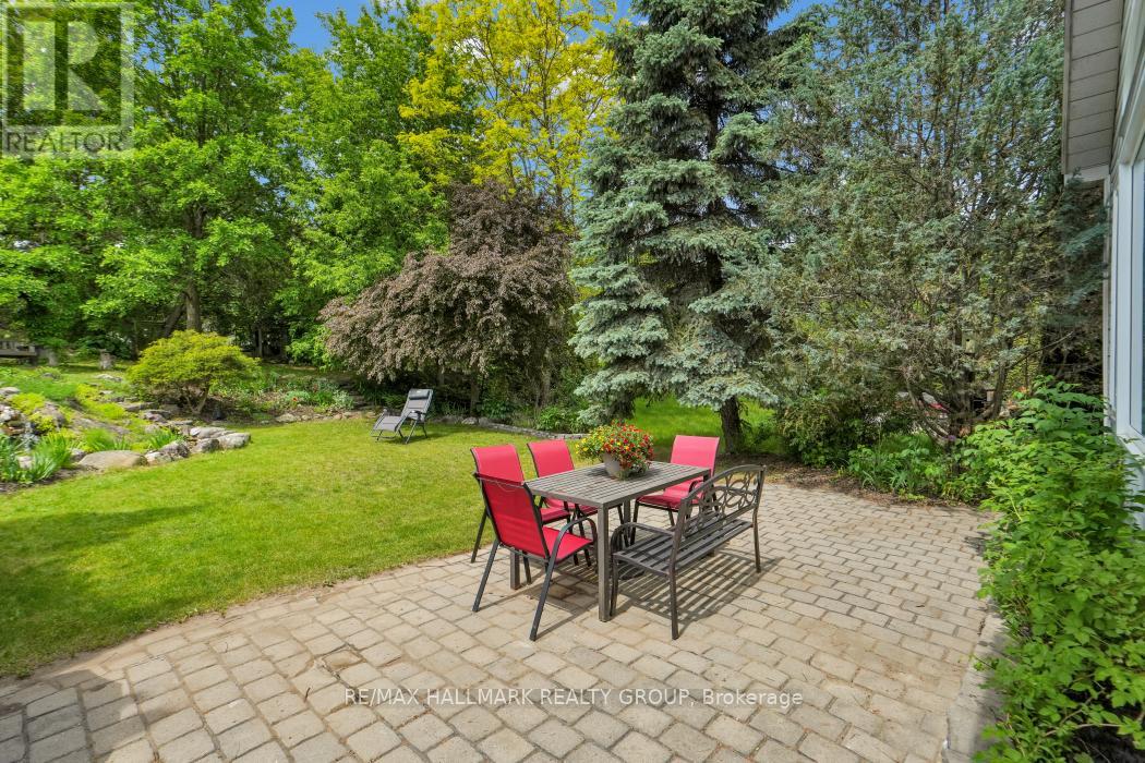 3 Bed, 4 Bath House for Sale in Ottawa – 16 HEMLO CRESCENT, Ottawa – MLS# X13421878 - Image 37