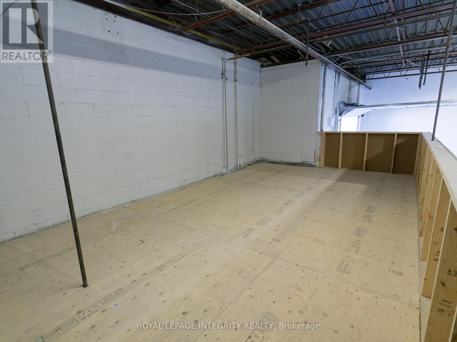 Industrial for Rent in Ottawa – 9&10 – 3205 SWANSEA CRESCENT, Ottawa – MLS# X13421914 - Image 10