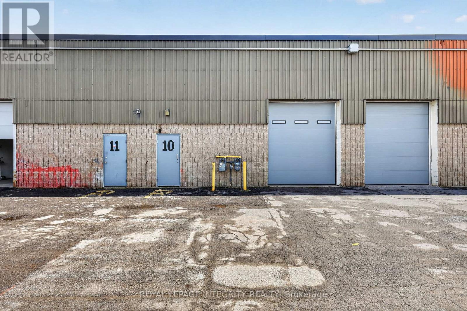 Industrial for Rent in Ottawa – 10 – 2295 STEVENAGE DRIVE, Ottawa – MLS# X13421946 - Image 1