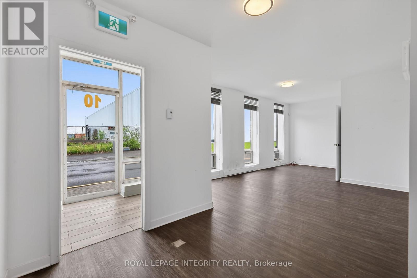 Industrial for Rent in Ottawa – 10 – 2295 STEVENAGE DRIVE, Ottawa – MLS# X13421946 - Image 3