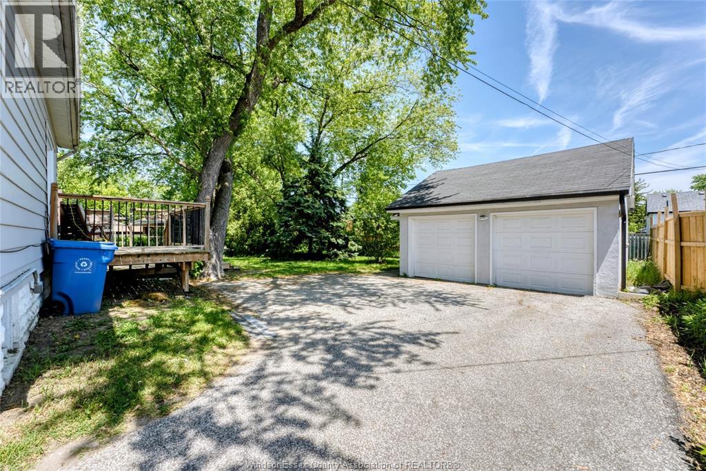 630 Lesperance ROAD - 32