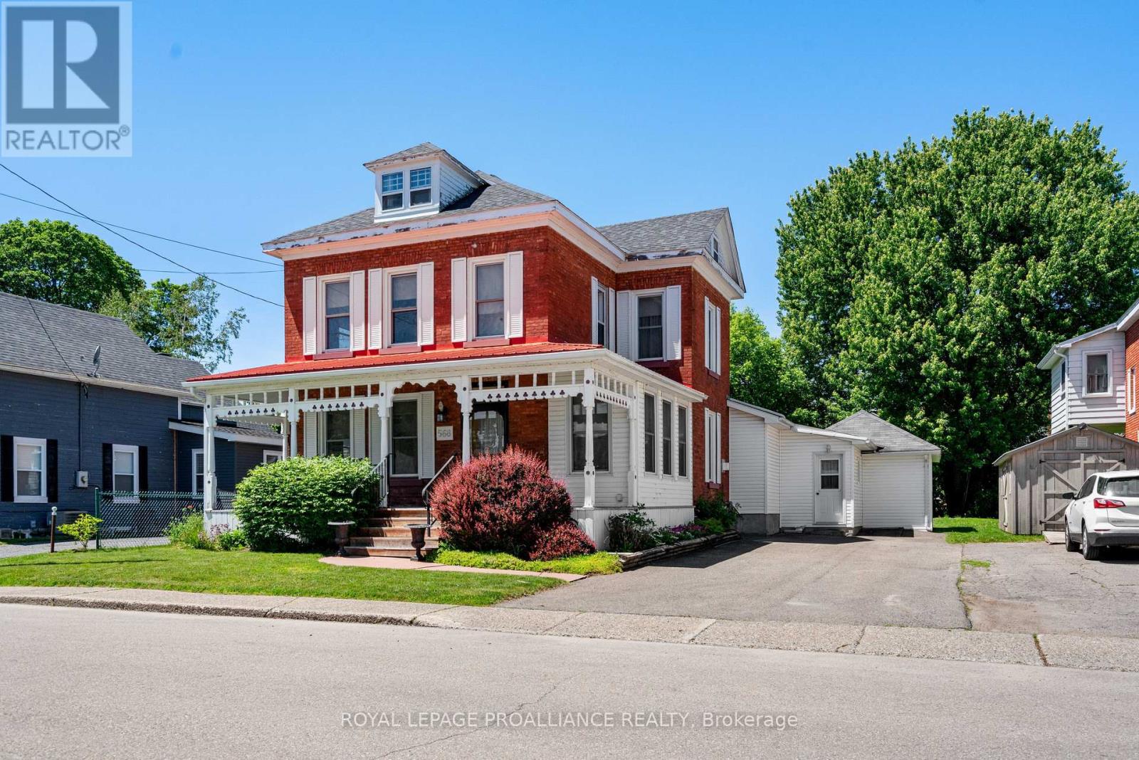 568 JAMES STREET W - 2