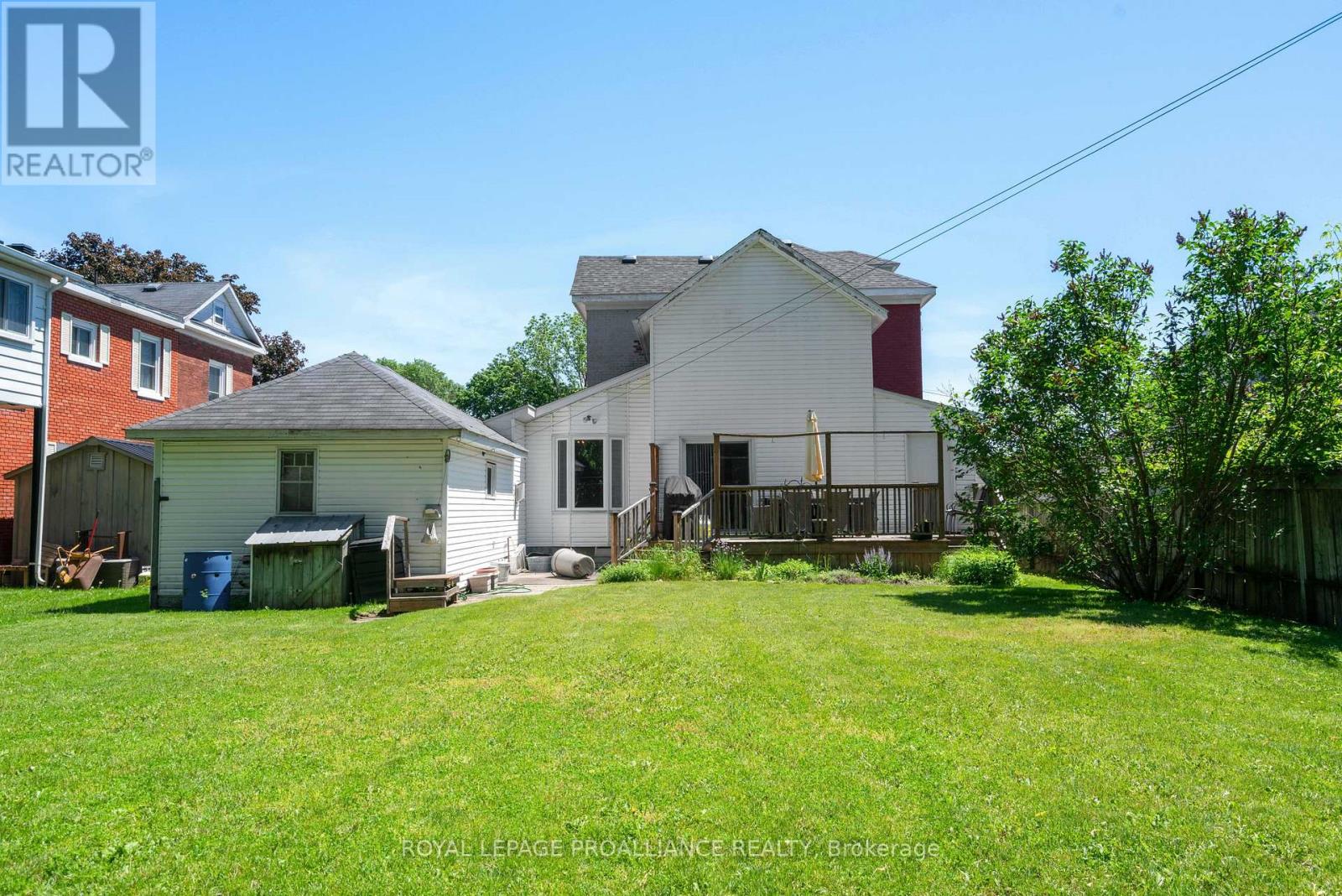 568 JAMES STREET W - 35