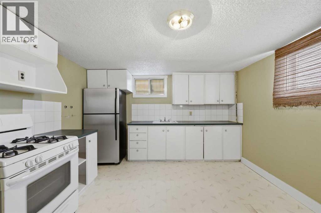 basement kitchen