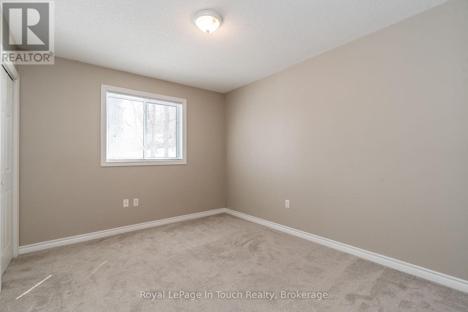 679 MONTREAL STREET - 28