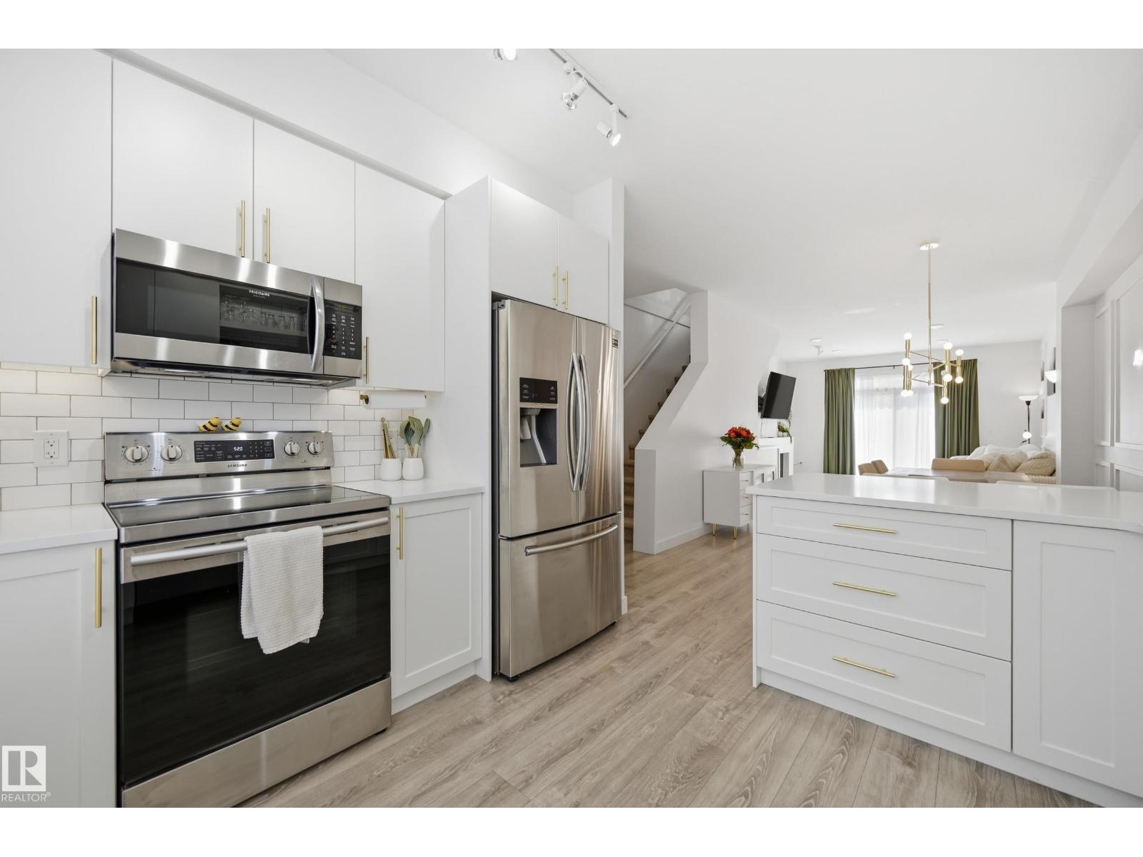 #59 100 JENSEN LAKES BV — photo 19