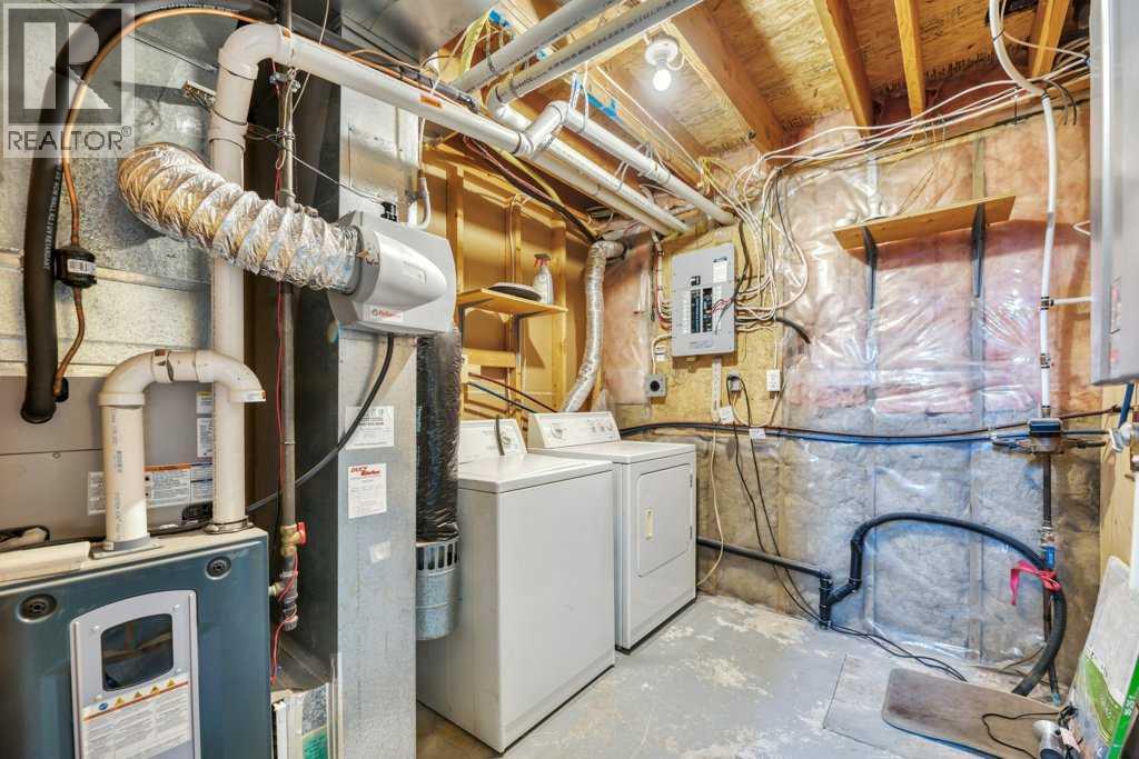 422 Cole Crescent — photo 39