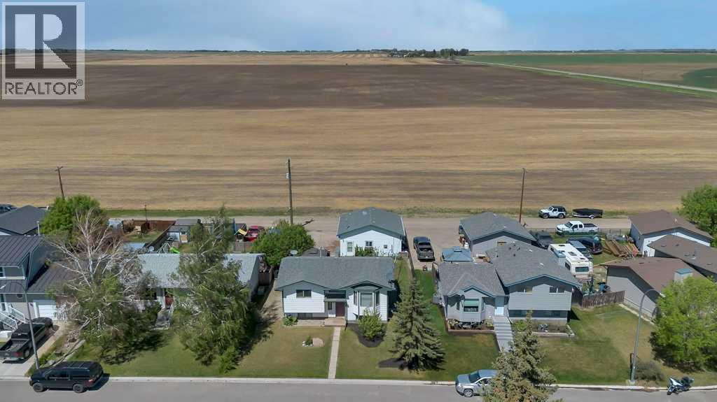 422 Cole Crescent — photo 11