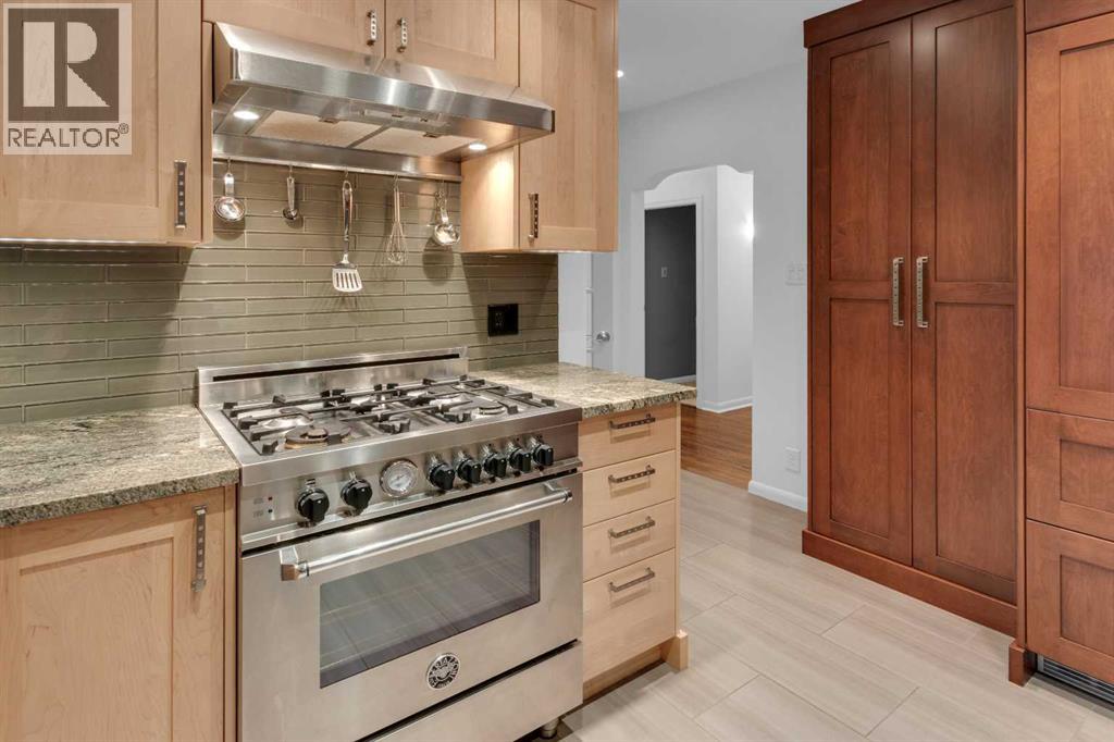 2523 19A Street SW - photo 2