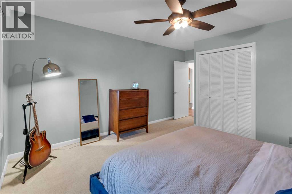 2523 19A Street SW — photo 6