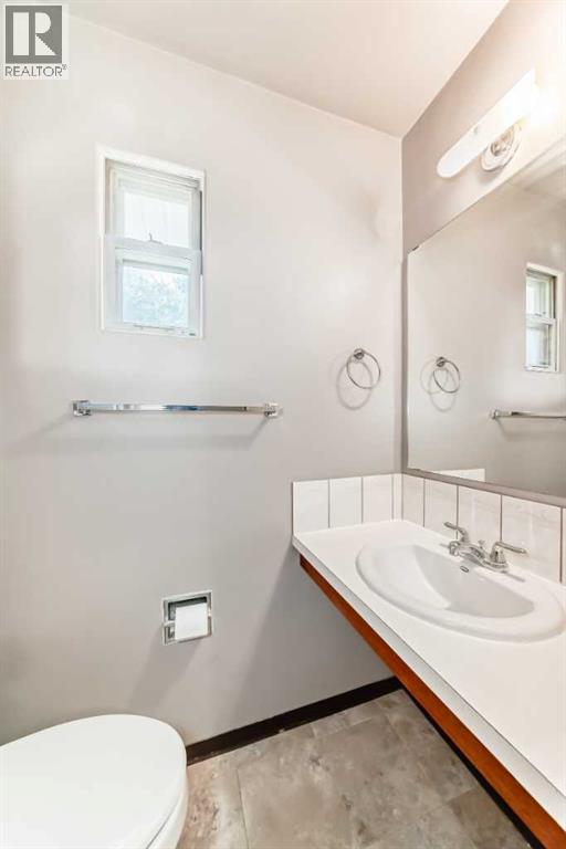 1228 Rosehill Drive NW — photo 15