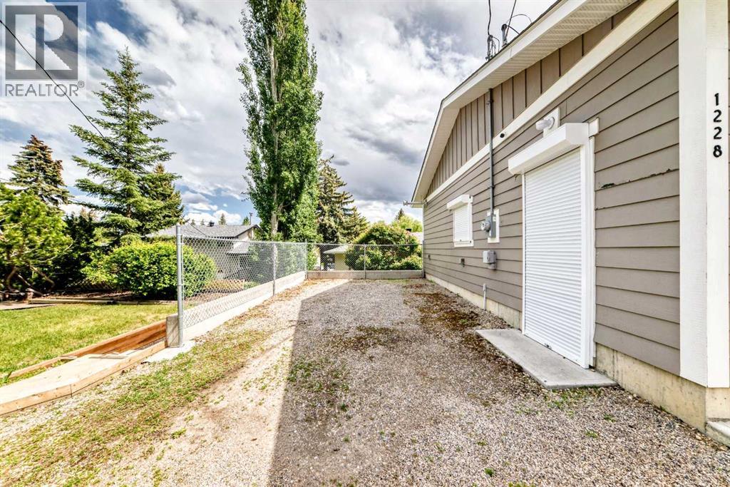 1228 Rosehill Drive NW — photo 35