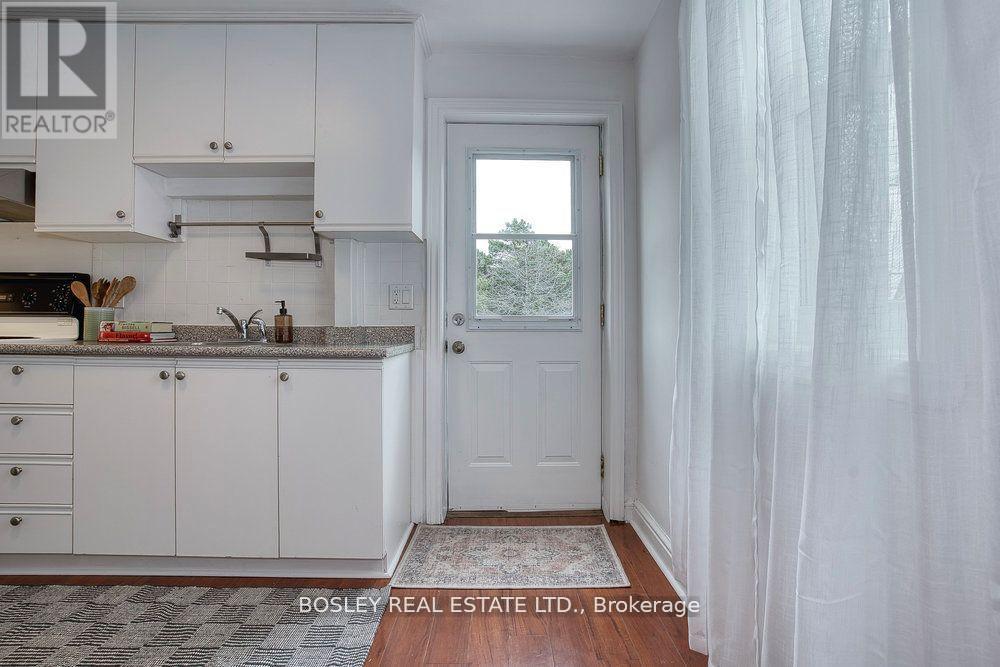 159A GLADSTONE AVENUE - 15