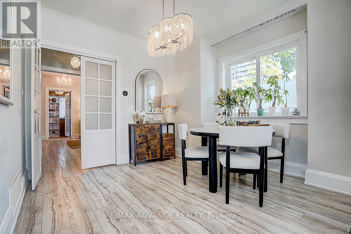 33 CASTLEFIELD AVENUE - 14