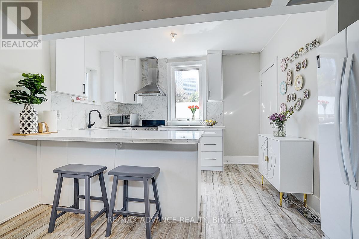 33 CASTLEFIELD AVENUE - 15
