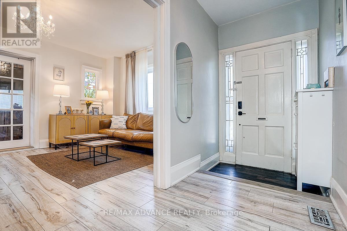 33 CASTLEFIELD AVENUE - 3