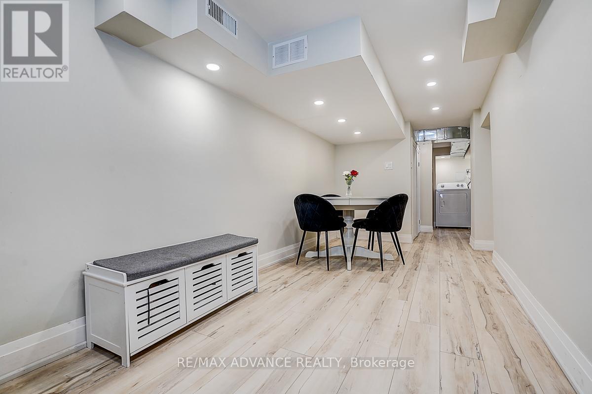 33 CASTLEFIELD AVENUE - 31