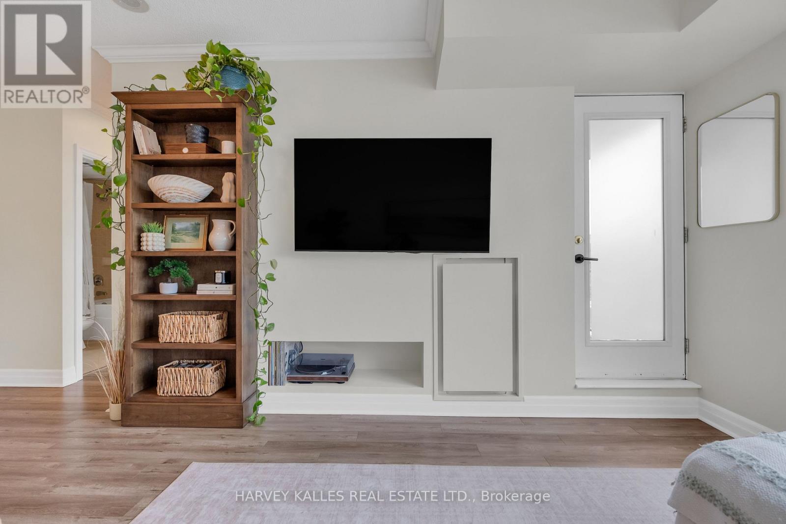 #505 1801 BAYVIEW AVENUE - Image 9