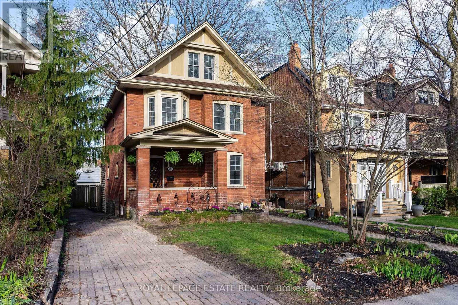 289 BEECH AVENUE - 1