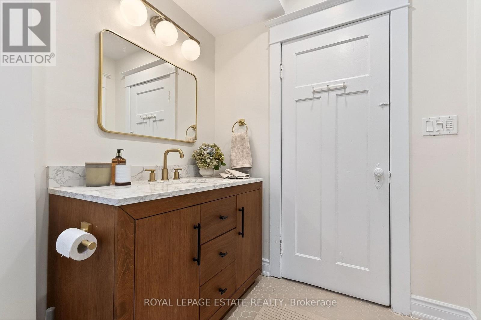 289 BEECH AVENUE - 29