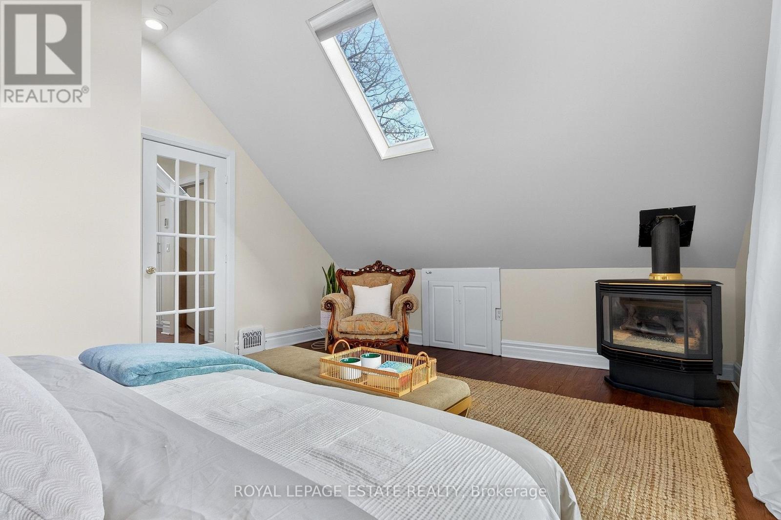 289 BEECH AVENUE - 37