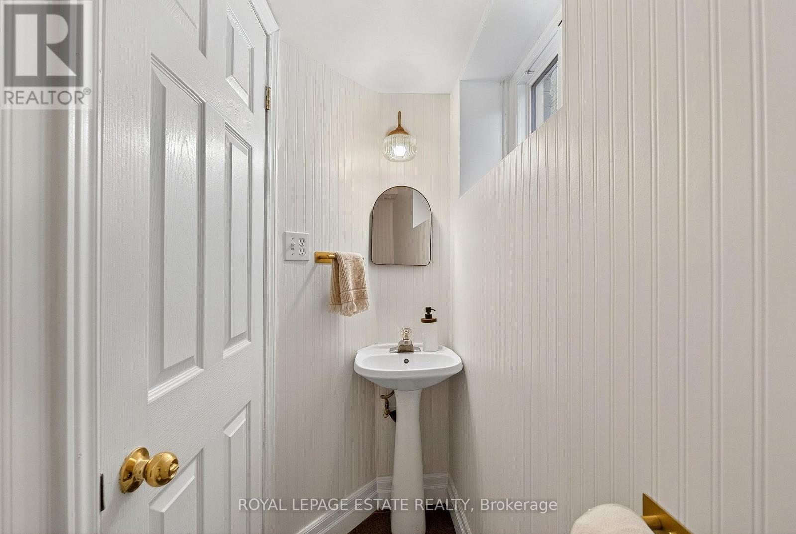 289 BEECH AVENUE - 41