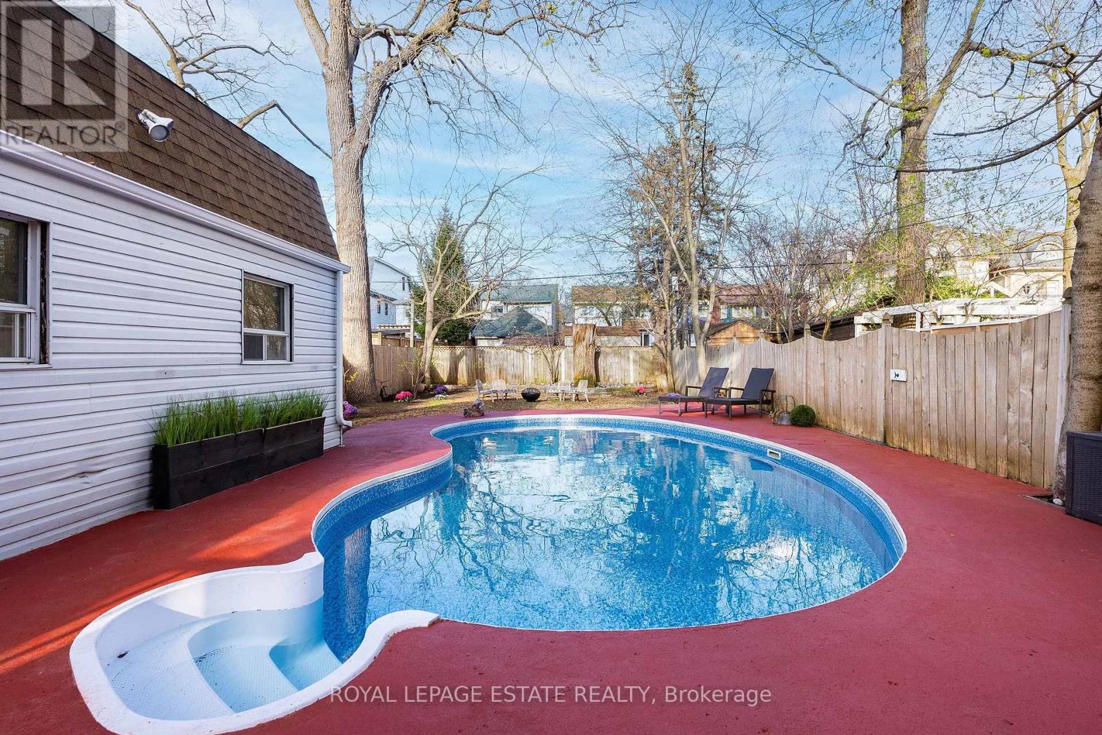 289 BEECH AVENUE - 45