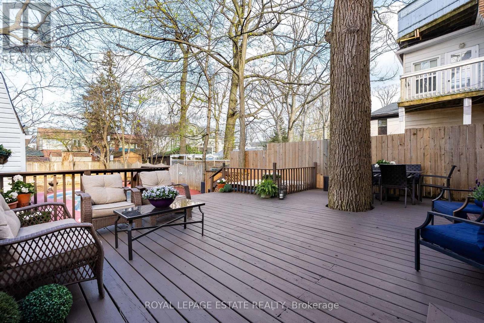 289 BEECH AVENUE - 48