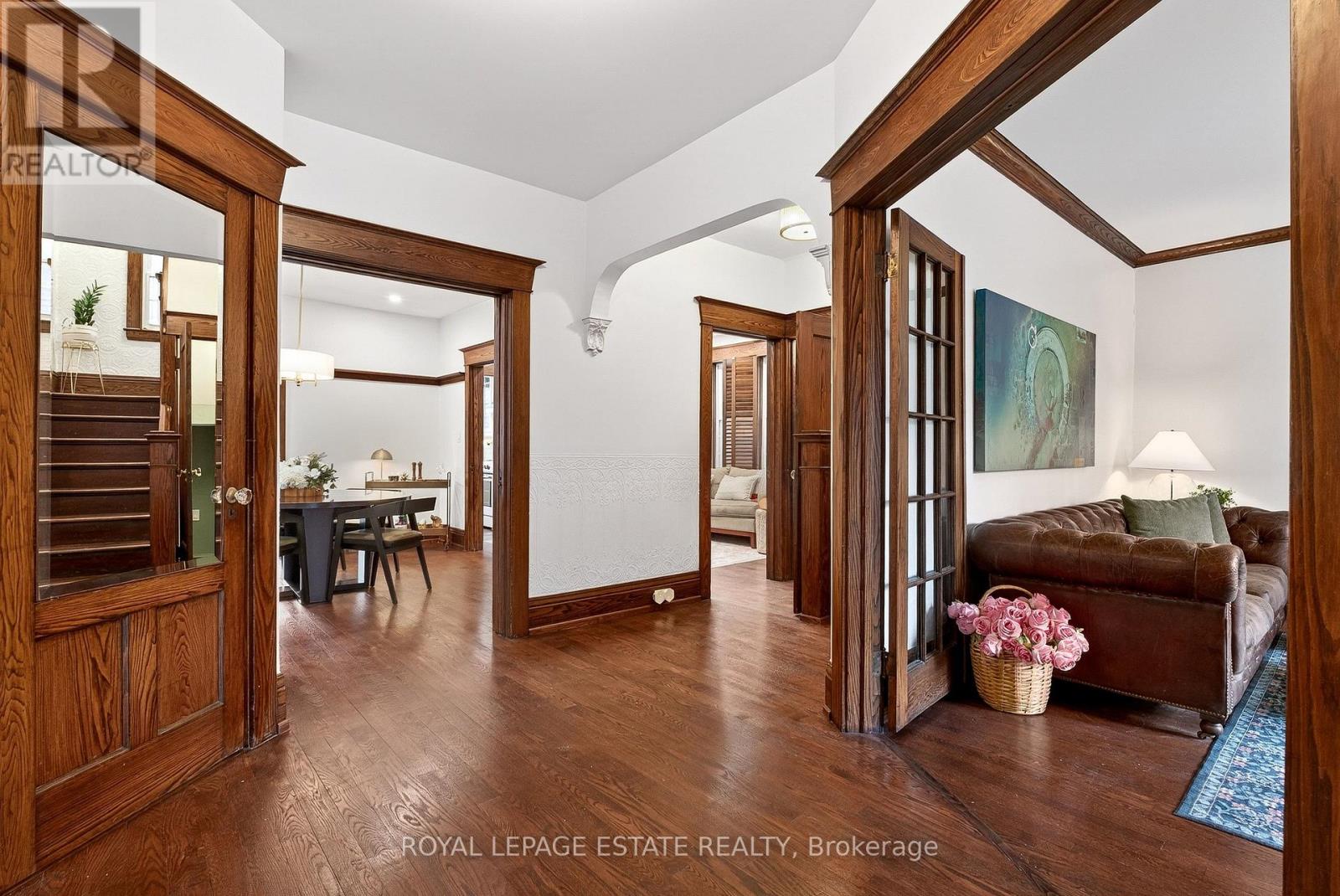 289 BEECH AVENUE - 6
