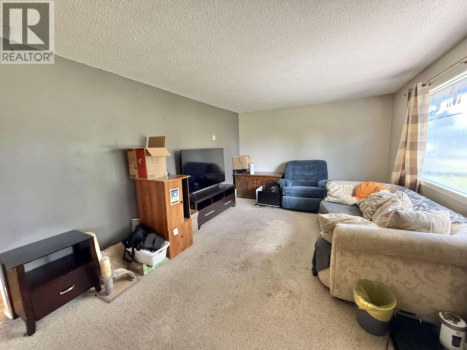 1038 MOUNTAIN ASH ROAD - 18