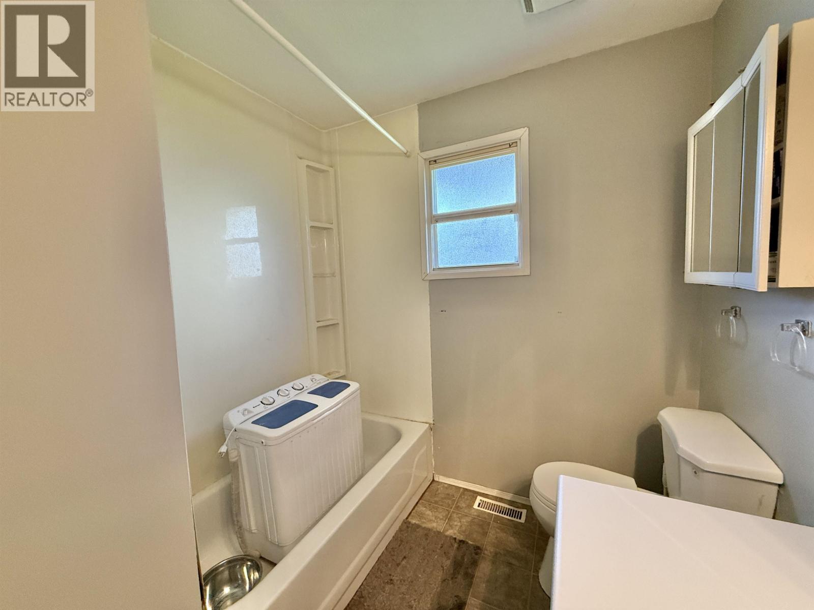 1038 MOUNTAIN ASH ROAD - 21