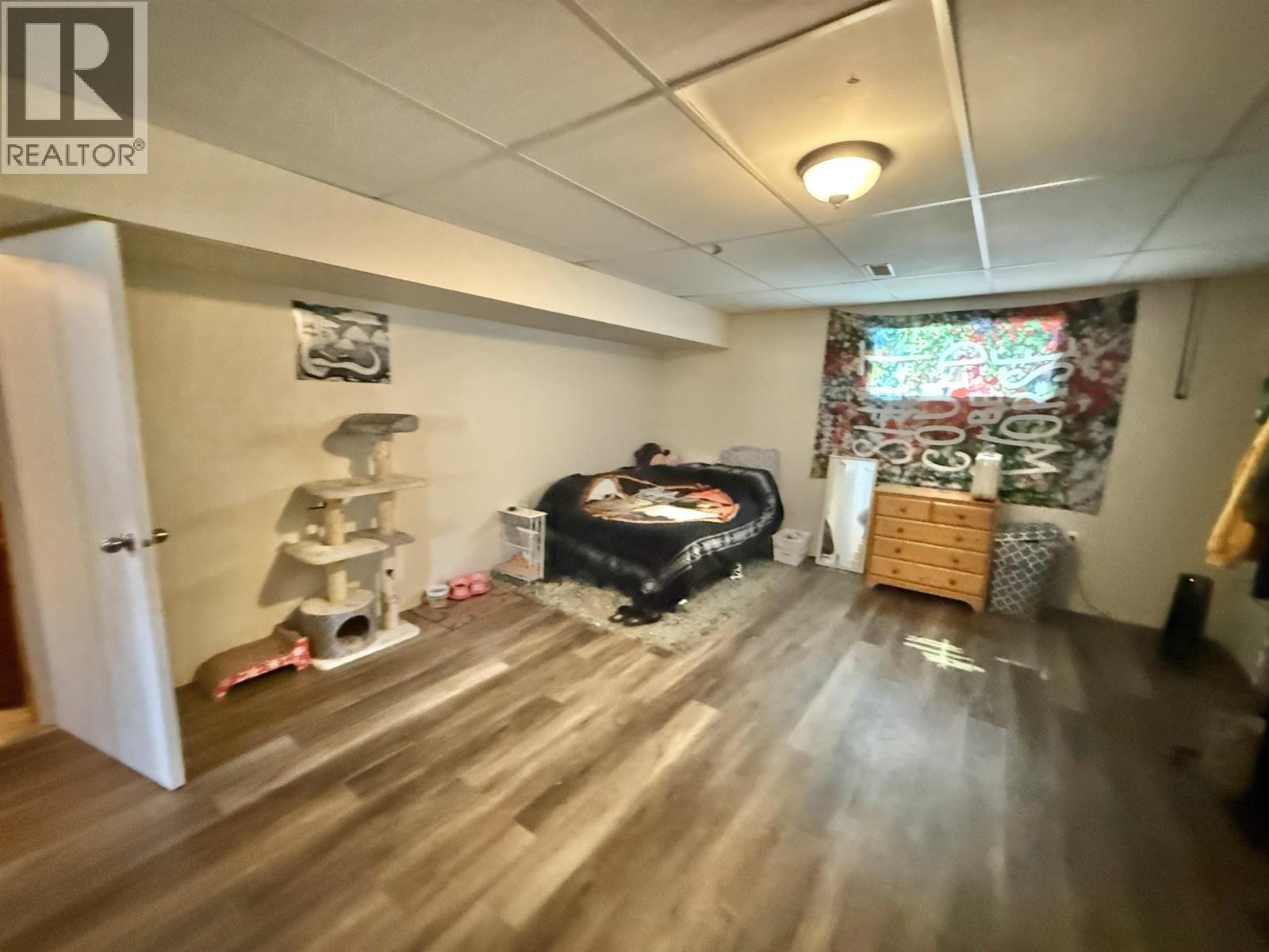 1038 MOUNTAIN ASH ROAD - 27