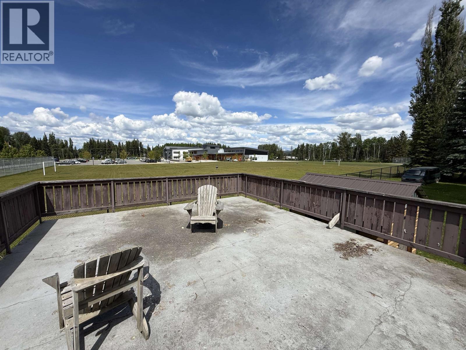 1038 MOUNTAIN ASH ROAD - 34