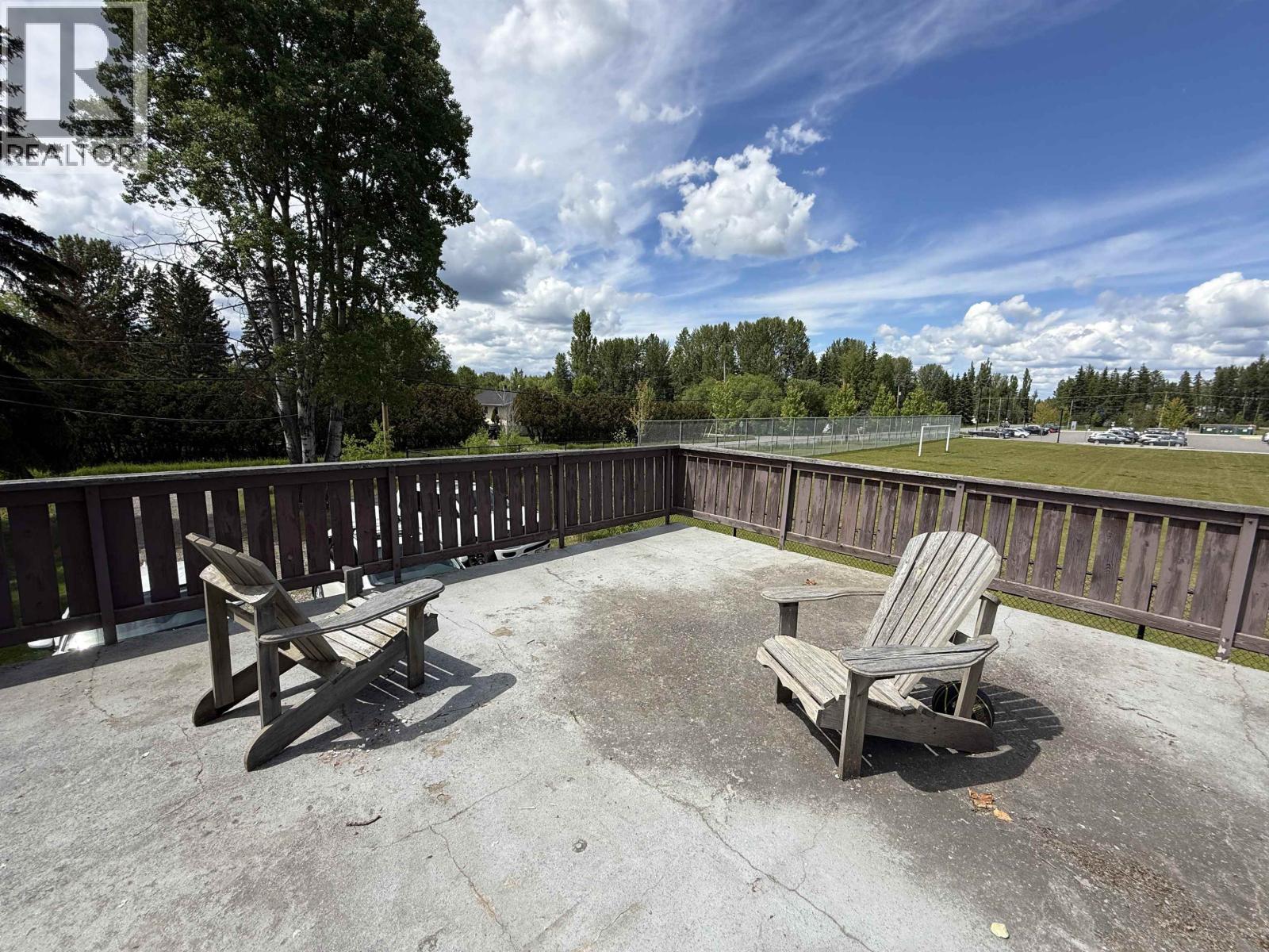 1038 MOUNTAIN ASH ROAD - 36