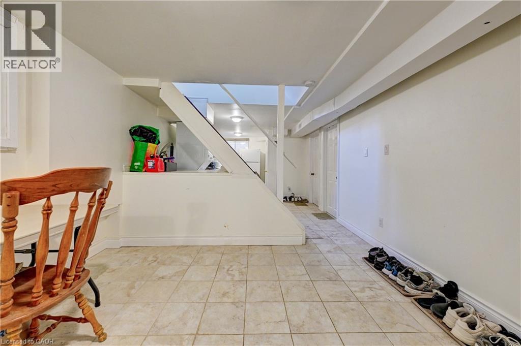 53 HELENE Crescent - 24