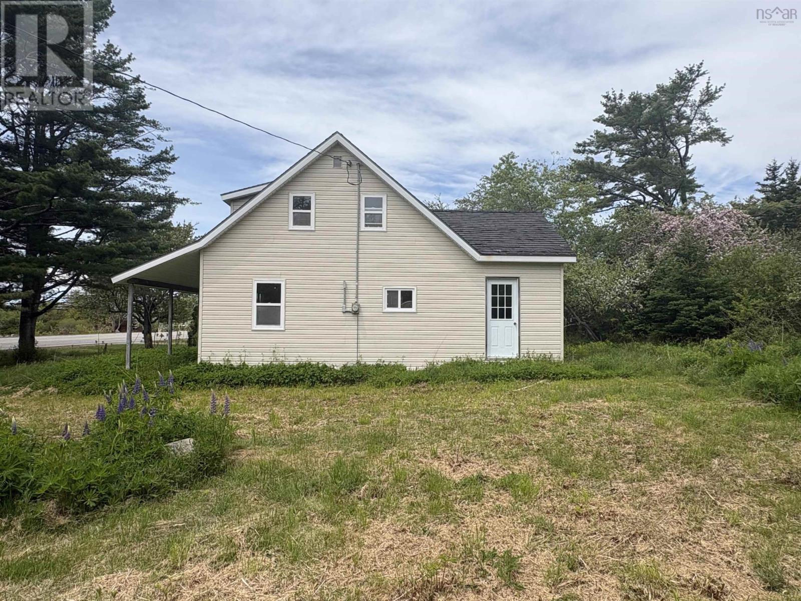 5520 highway 3 - 3