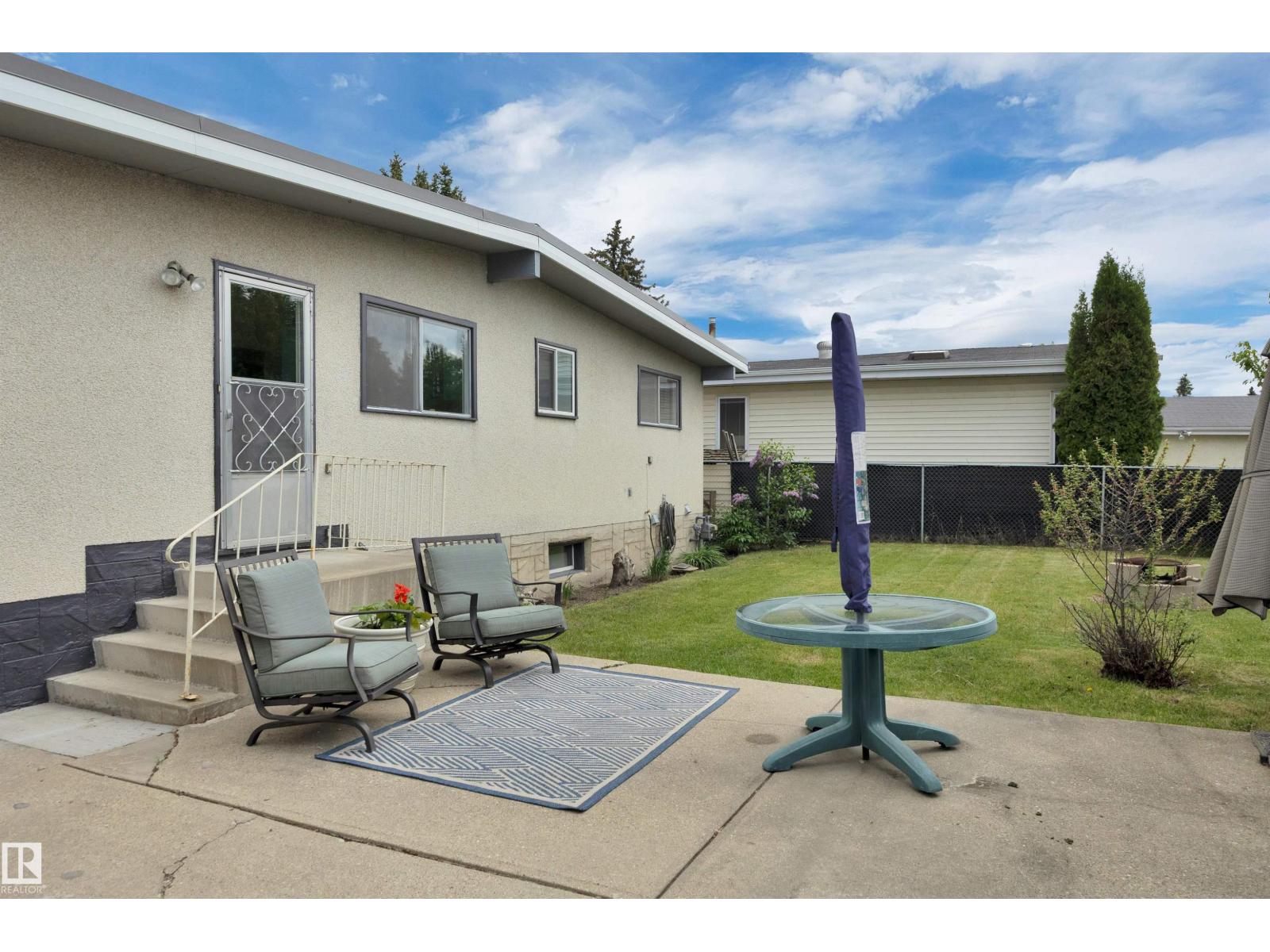 7719 144 AV NW — photo 6