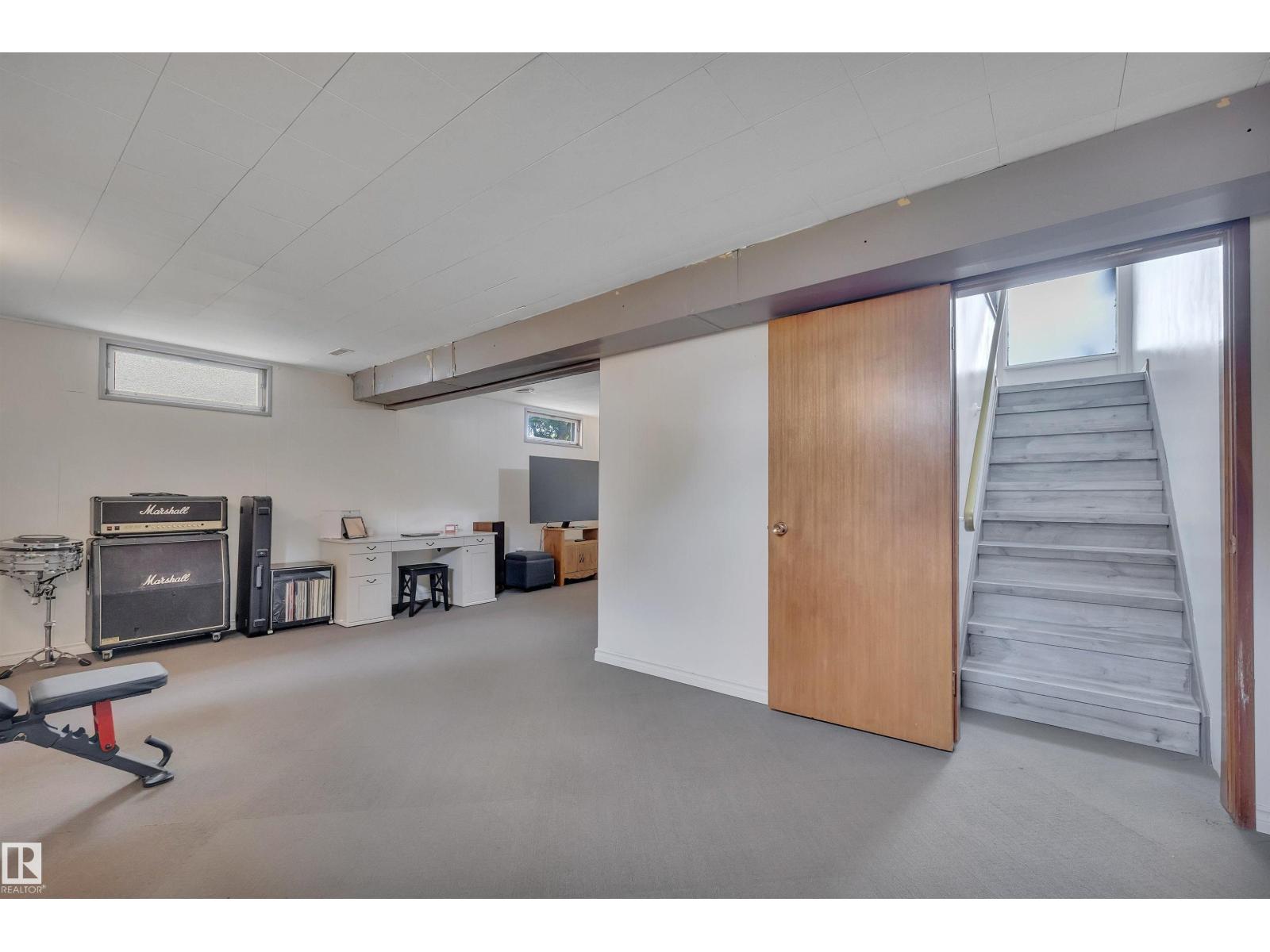 7719 144 AV NW — photo 28