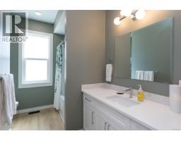 4650 Goldstream Heights Dr, Shawnigan Lake, BC V0R2W3 Photo 38