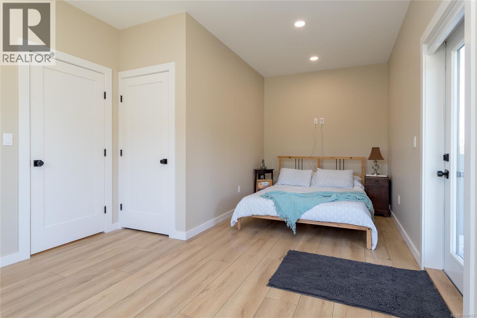 4650 Goldstream Heights Dr - 39