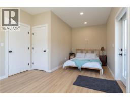 4650 Goldstream Heights Dr, Shawnigan Lake, BC V0R2W3 Photo 39