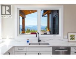4650 Goldstream Heights Dr, Shawnigan Lake, BC V0R2W3 Photo 22