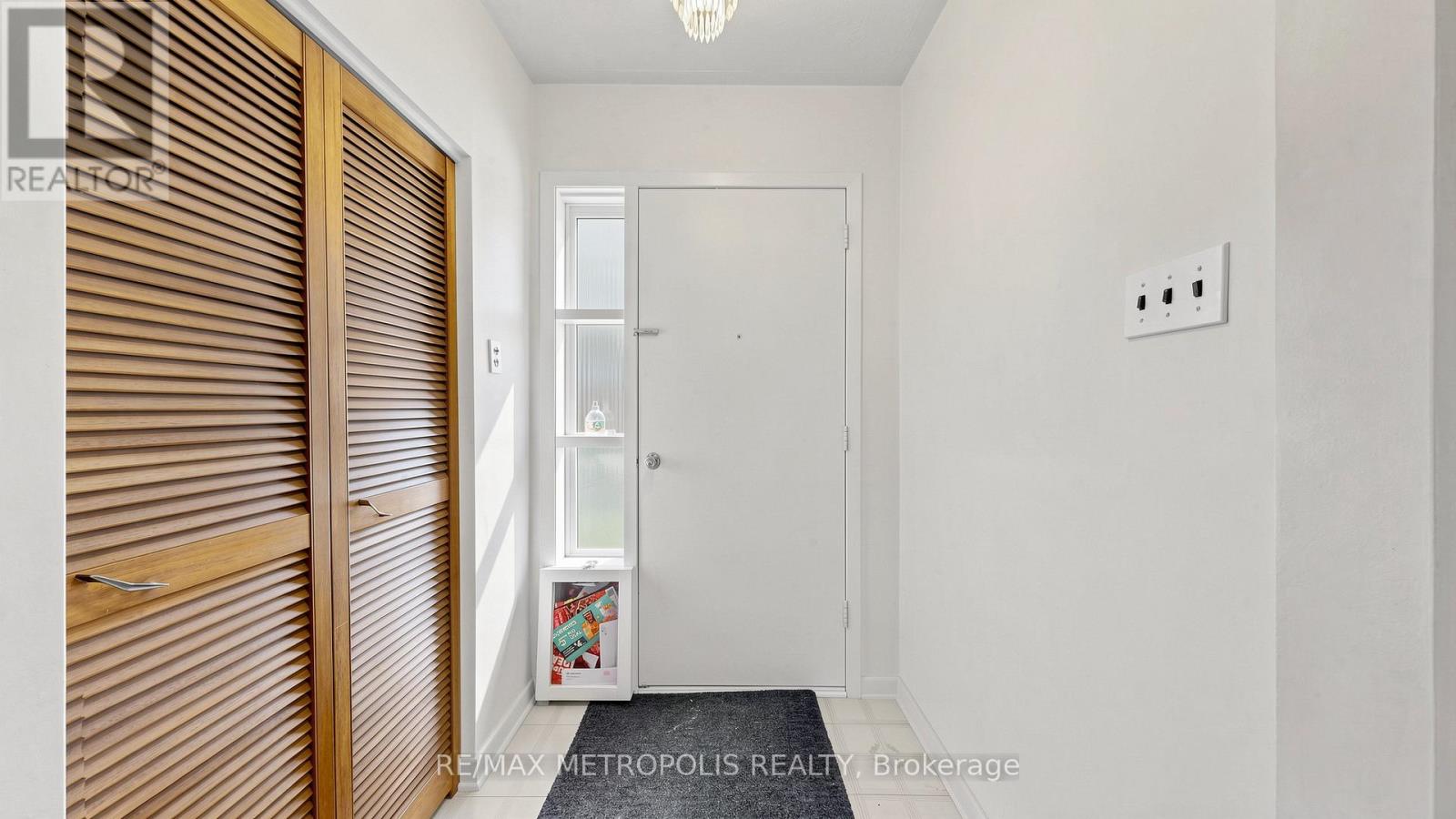 1 COUNCIL CRESCENT - 14